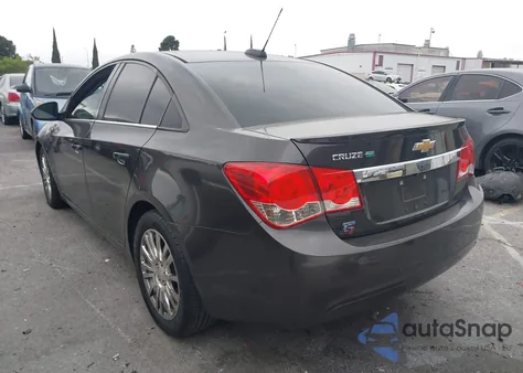2016 Chevrolet Cruze Limited Eco из США, поврежденный, VIN 1G1PJ5SB8G7166557